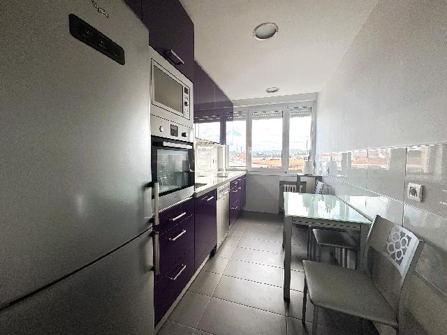 Imagen 8 Inmueble 301112 - Piso en venta en Getxo / Calle Ibaigane. Las Arenas.