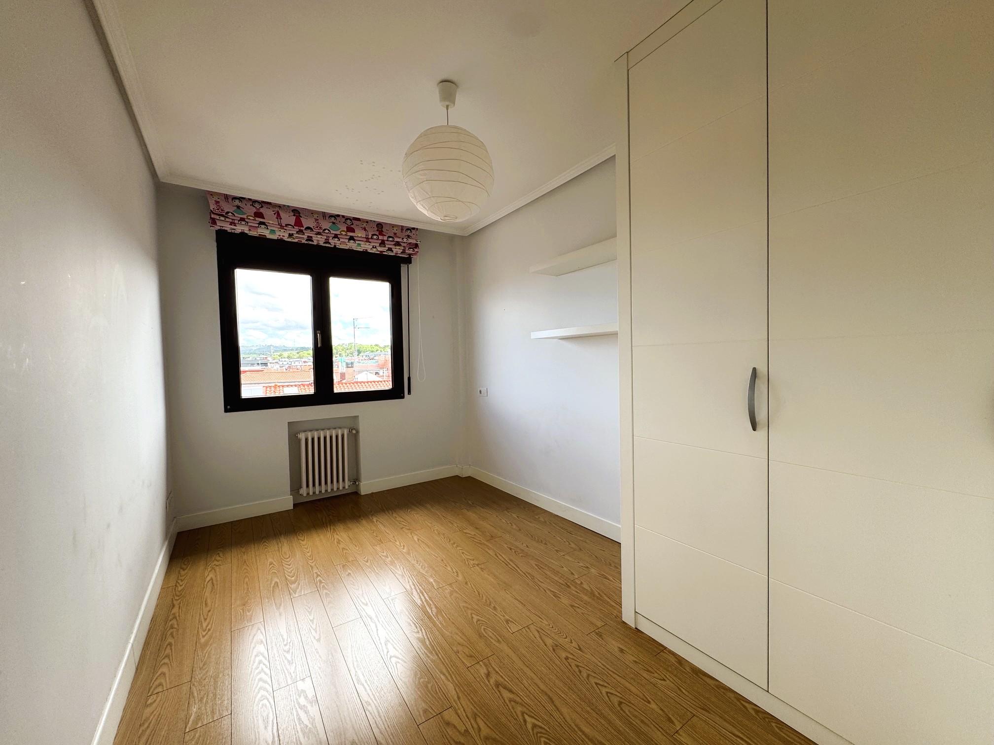 Imagen 12 Piso en venta en Getxo / Calle Ibaigane. Las Arenas.