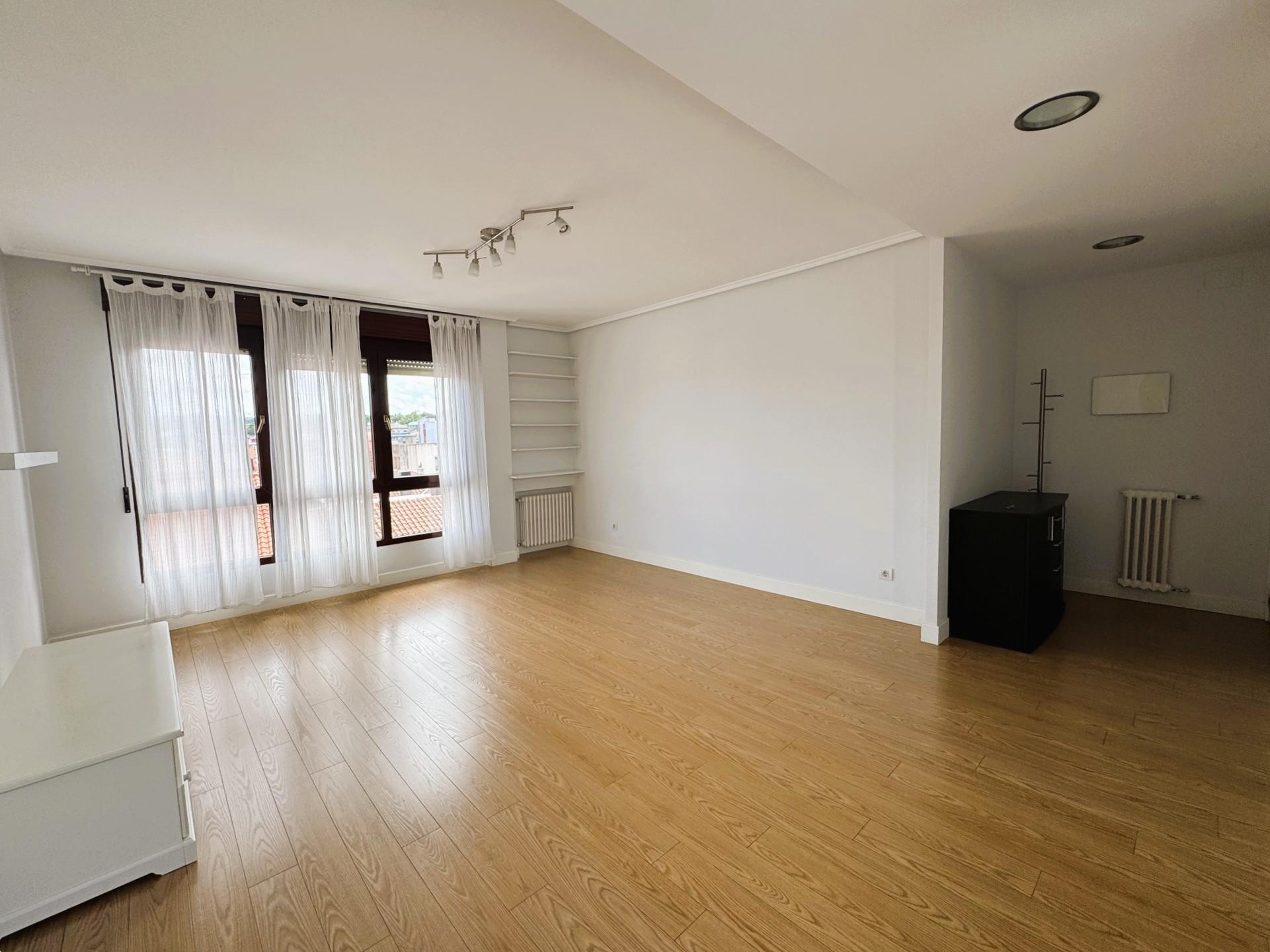 Imagen 2 Piso en venta en Getxo / Calle Ibaigane. Las Arenas.