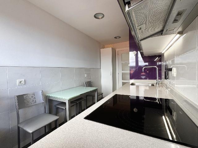 Imagen 10 Inmueble 301112 - Piso en venta en Getxo / Calle Ibaigane. Las Arenas.