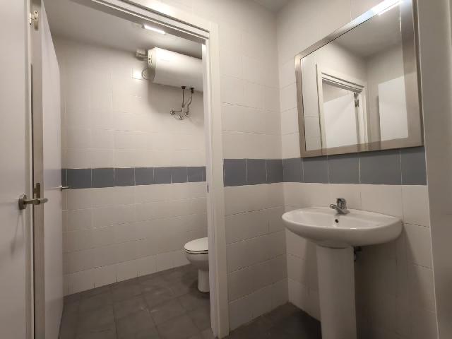 Imagen 17 Inmueble 301133 - Oficina Comercial en venta en Erandio / Avenida Ribera de Axpe. Erandio