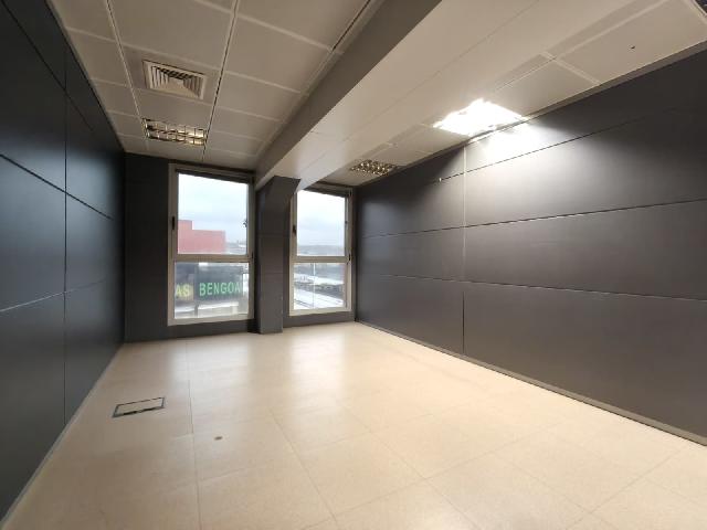 Imagen 18 Inmueble 301133 - Oficina Comercial en venta en Erandio / Avenida Ribera de Axpe. Erandio