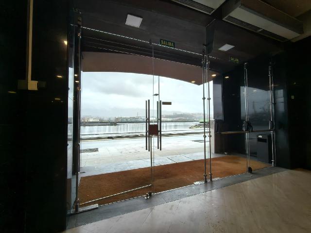 Imagen 3 Inmueble 301133 - Oficina Comercial en venta en Erandio / Avenida Ribera de Axpe. Erandio