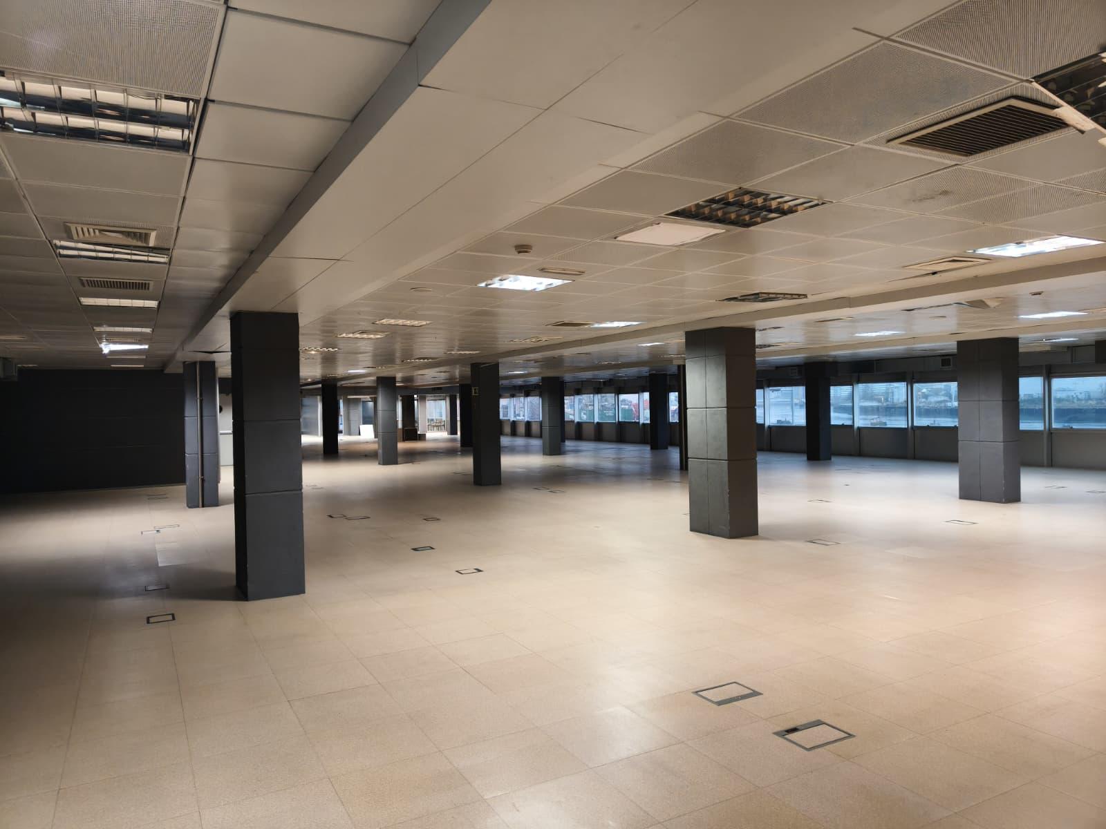 Imagen 16 Oficina Comercial en venta en Erandio / Avenida Ribera de Axpe. Erandio