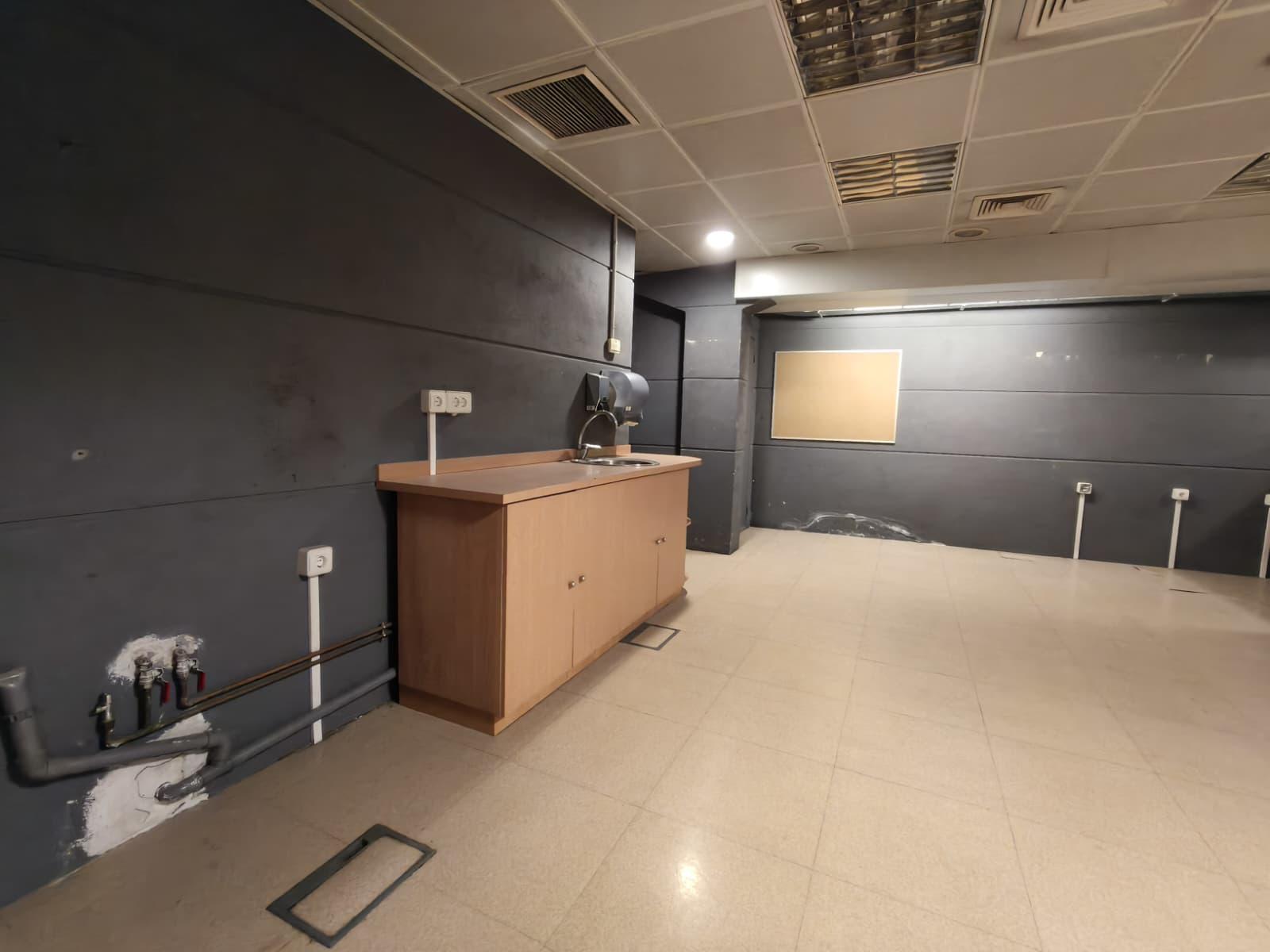 Imagen 22 Oficina Comercial en venta en Erandio / Avenida Ribera de Axpe. Erandio