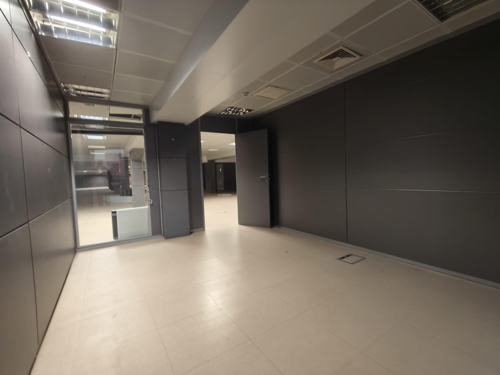 Imagen 23 Oficina Comercial en venta en Erandio / Avenida Ribera de Axpe. Erandio