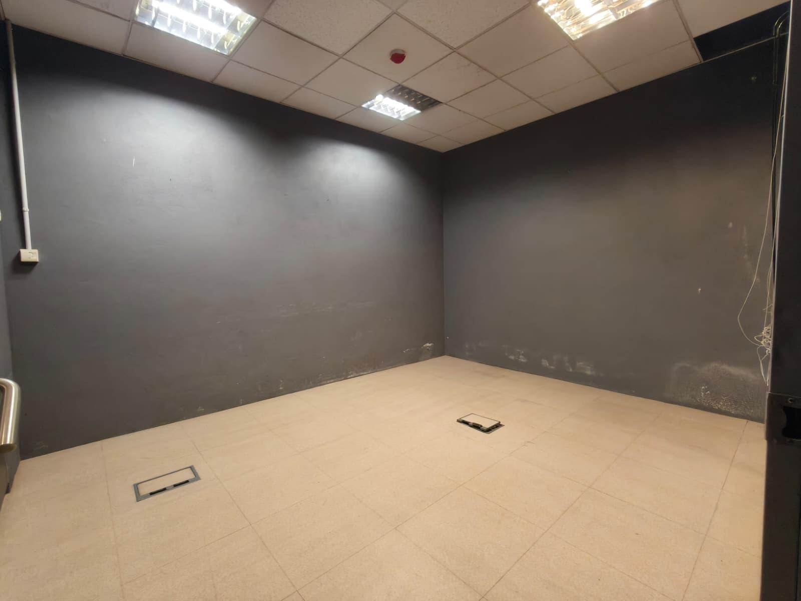 Imagen 3 Oficina Comercial en venta en Erandio / Avenida Ribera de Axpe. Erandio