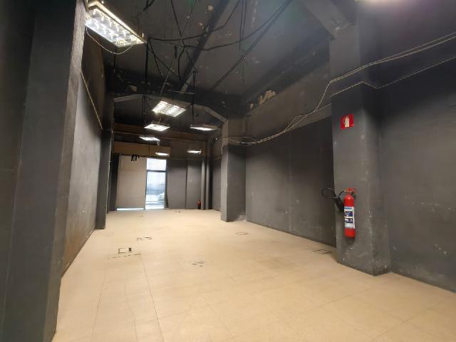 Imagen 1 Inmueble 301137 - Oficina Comercial en venta en Erandio / Avenida Ribera de Axpe. Erandio