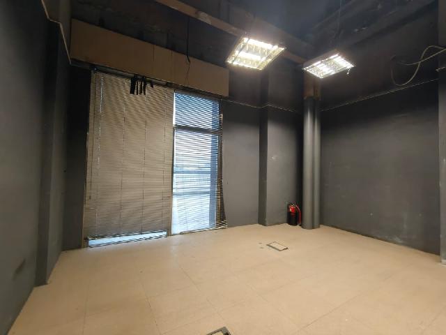 Imagen 3 Inmueble 301137 - Oficina Comercial en venta en Erandio / Avenida Ribera de Axpe. Erandio