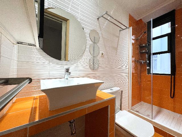 Imagen 4 Inmueble 301569 - Piso en venta en Bilbao / Frente al polideportivo de zorroza