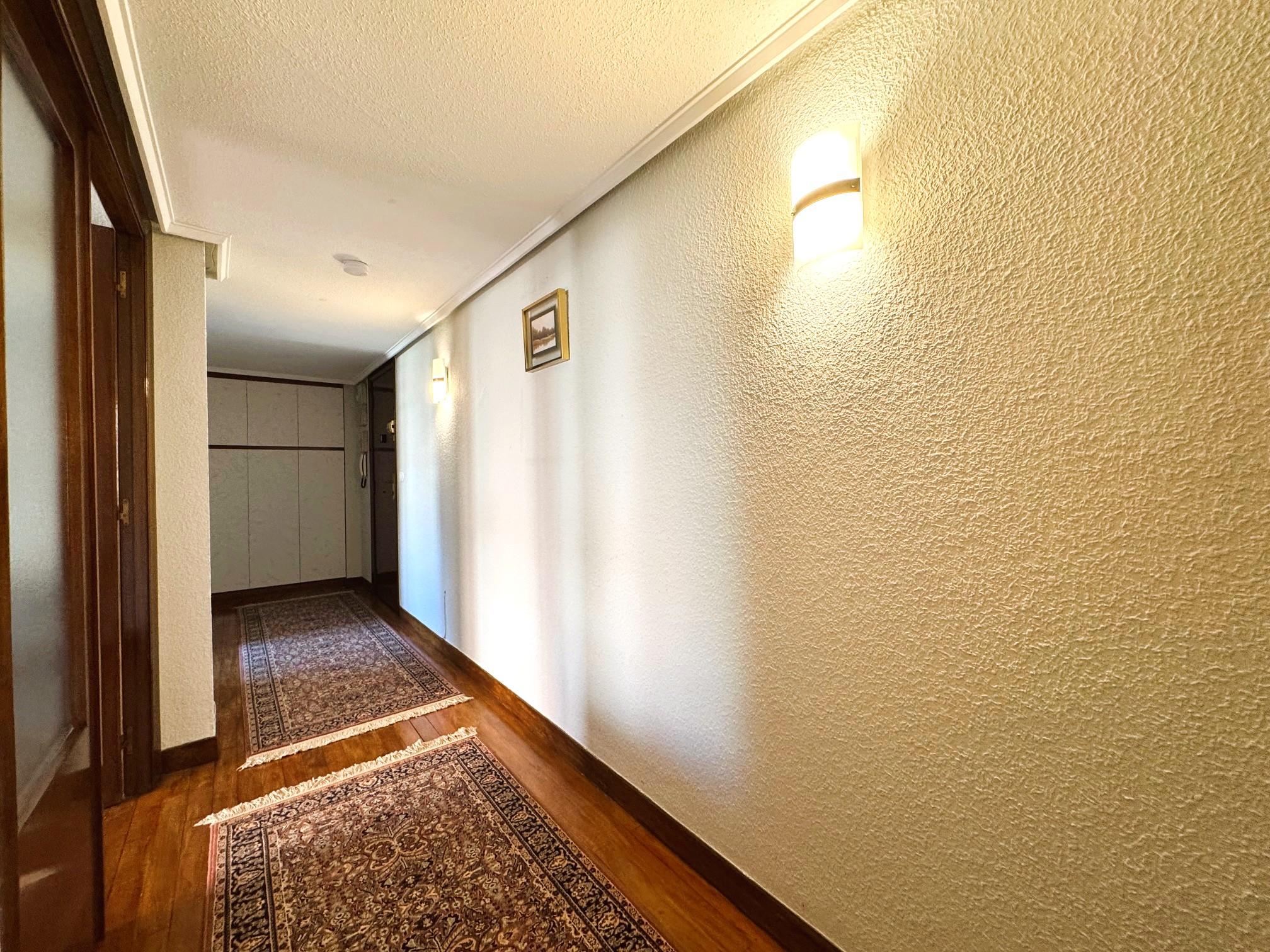 Imagen 15 Piso en venta en Leioa / Cerca del metro de las arenas en pinueta