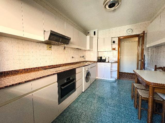 Imagen 5 Inmueble 301580 - Piso en venta en Leioa / Cerca del metro de las arenas en pinueta