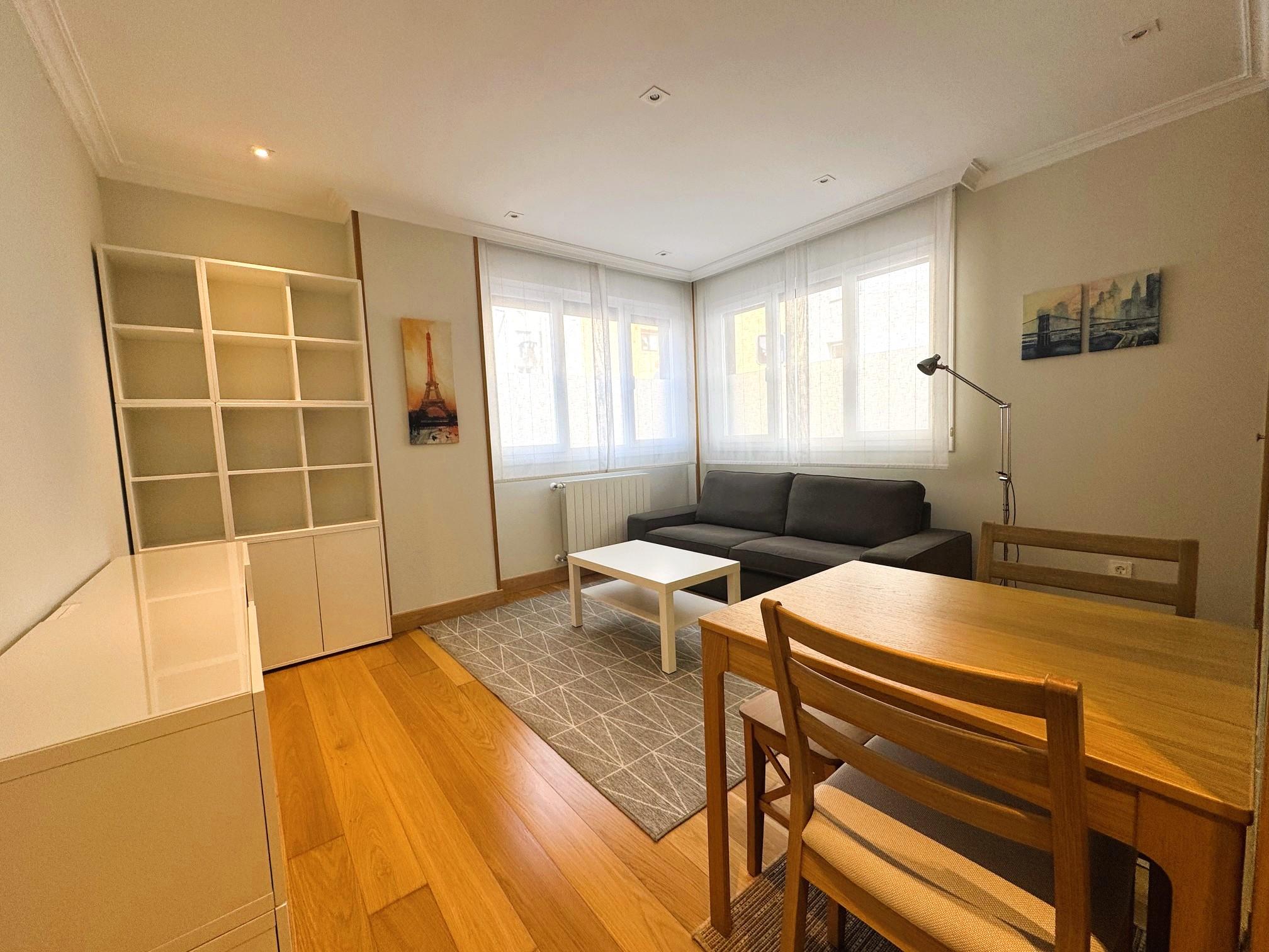 Imagen 1 Piso en alquiler en Getxo / Maximo Aguirre. Las Arenas.