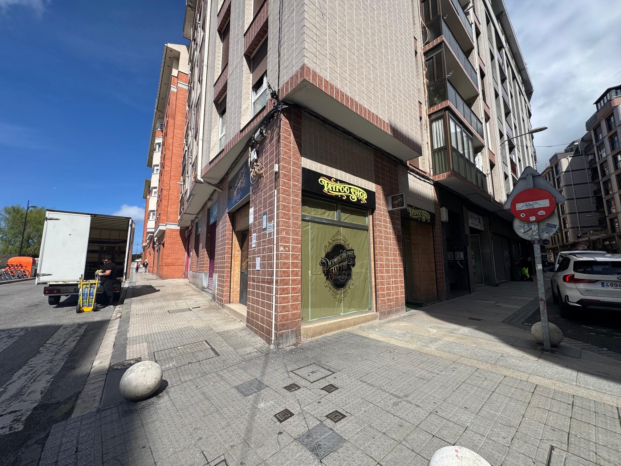 Imagen 2 Local Comercial en alquiler en Erandio / Calle Etxegorri. Astrabudua. Erandio.