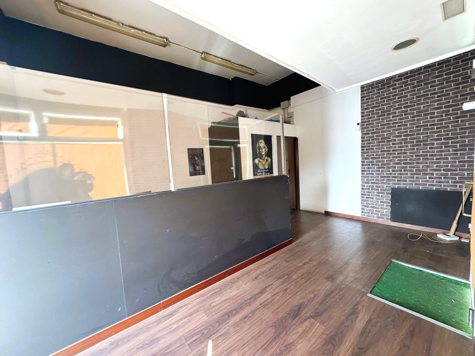 Imagen 4 Local Comercial en alquiler en Erandio / Calle Etxegorri. Astrabudua. Erandio.