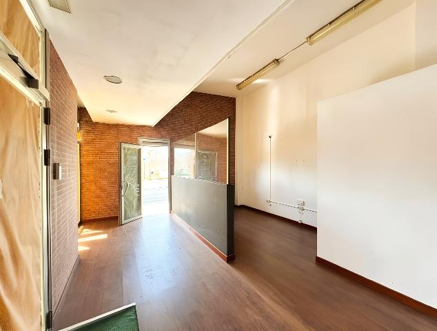 Imagen 10 Inmueble 301977 - Local Comercial en alquiler en Erandio / Calle Etxegorri. Astrabudua. Erandio.