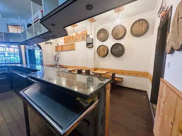 Imagen 5 Inmueble 302159 - Local Comercial en venta en Getxo / Calle Mayor. Las Arenas.