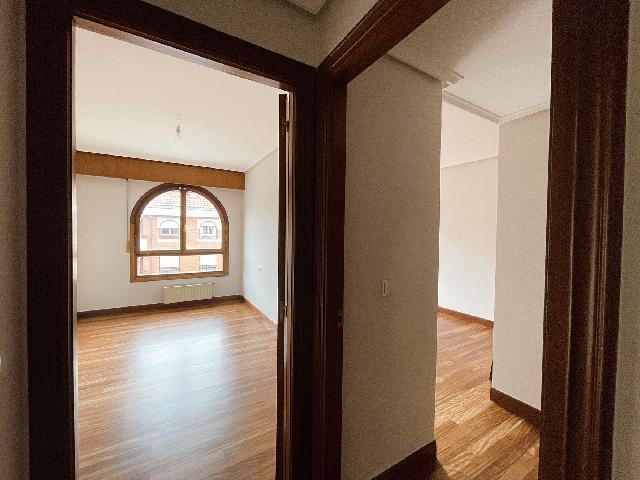 Imagen 24 Inmueble 302393 - Piso en venta en Leioa / Artaza pinosolo cerca de sanitas