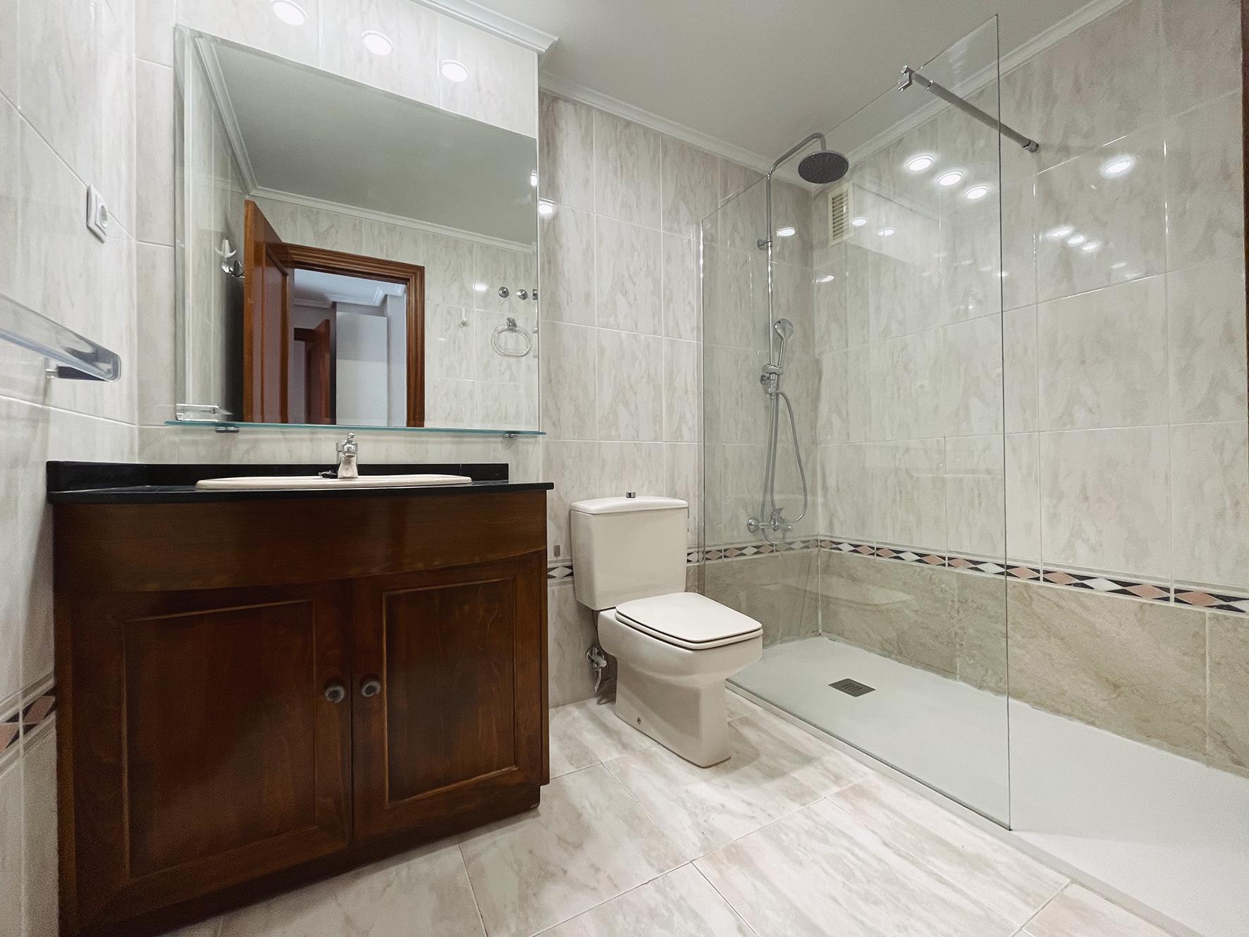 Imagen 9 Piso en venta en Leioa / Artaza pinosolo cerca de sanitas