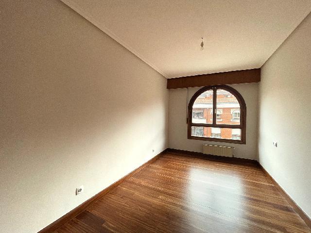 Imagen 19 Inmueble 302393 - Piso en venta en Leioa / Artaza pinosolo cerca de sanitas