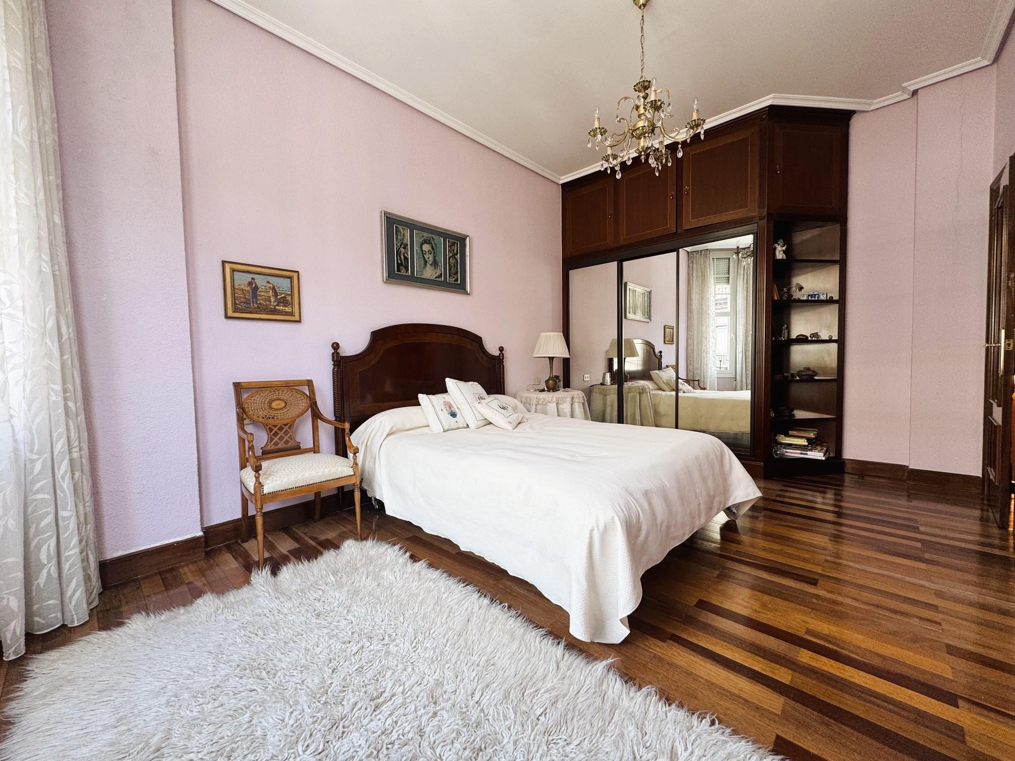 Imagen 26 Piso en venta en Bilbao / Avenida Mazarredo. Bilbao.
