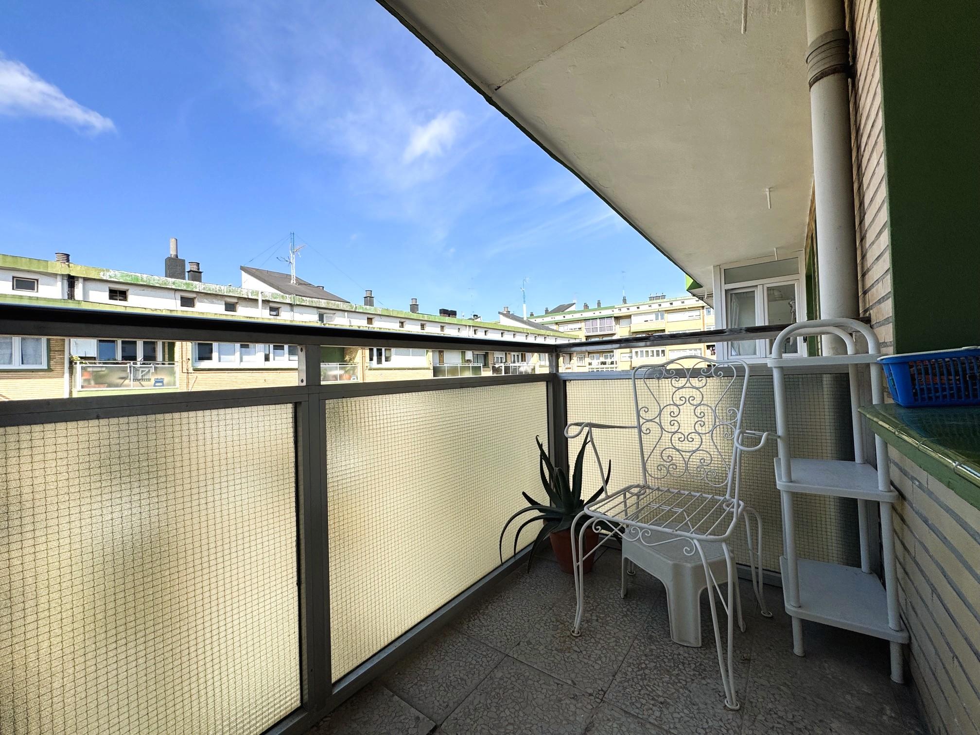 Imagen 1 Piso en venta en Getxo / Calle Bizkaia. Romo-Leioa.