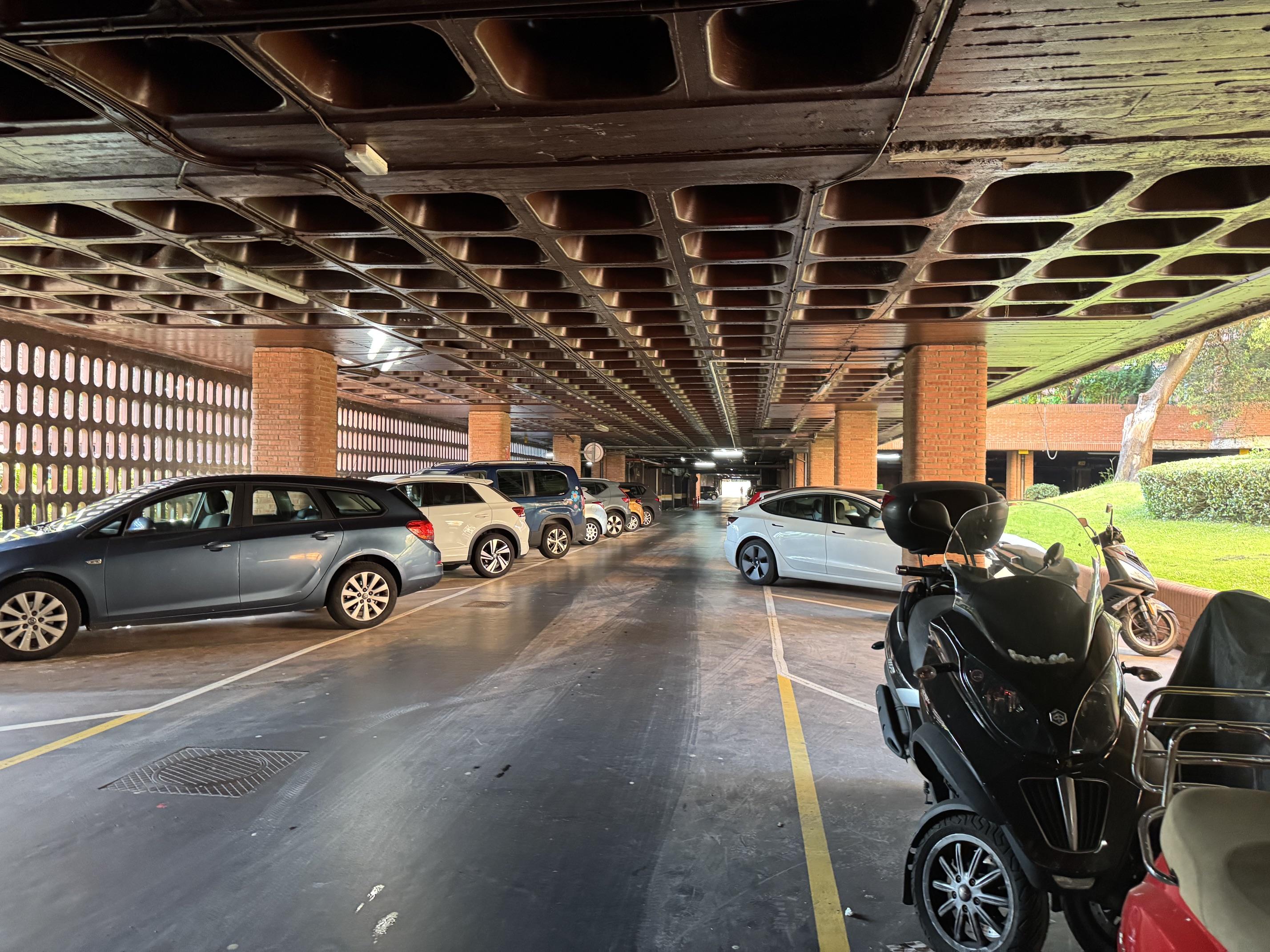 Imagen 6 Parking Coche en venta en Getxo / Calle Errekagane. Getxo.