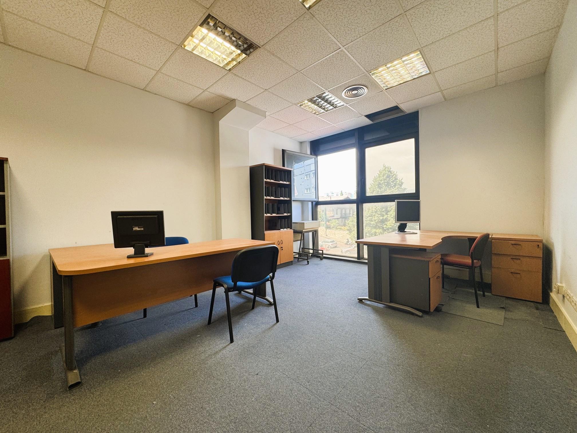 Imagen 1 Oficina Comercial en venta en Basauri / Poligono Artunduaga. Basauri