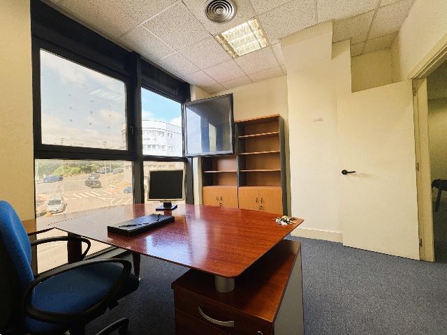 Imagen 10 Inmueble 304156 - Oficina Comercial en venta en Basauri / Poligono Artunduaga. Basauri