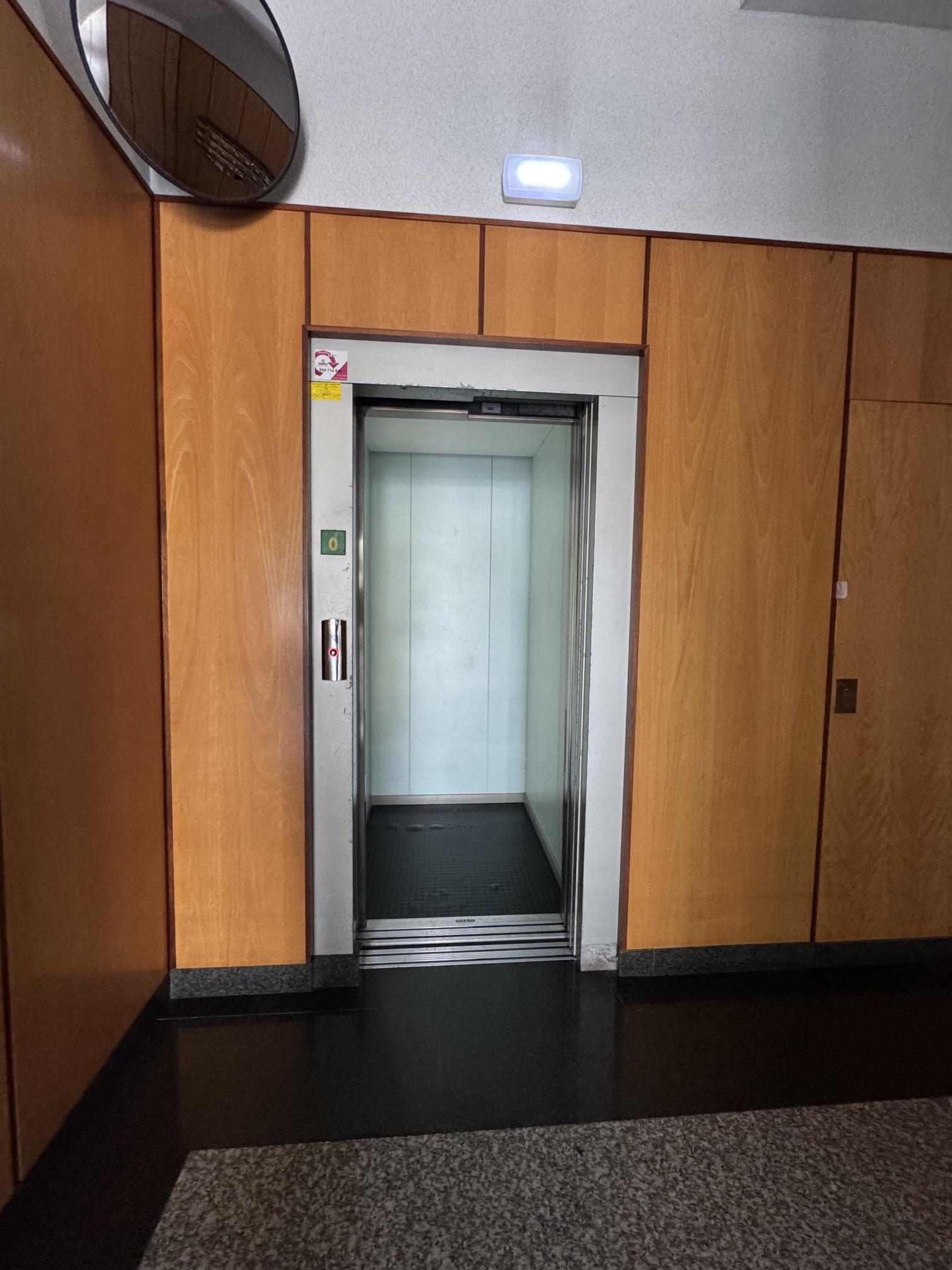Imagen 19 Oficina Comercial en venta en Basauri / Poligono Artunduaga. Basauri