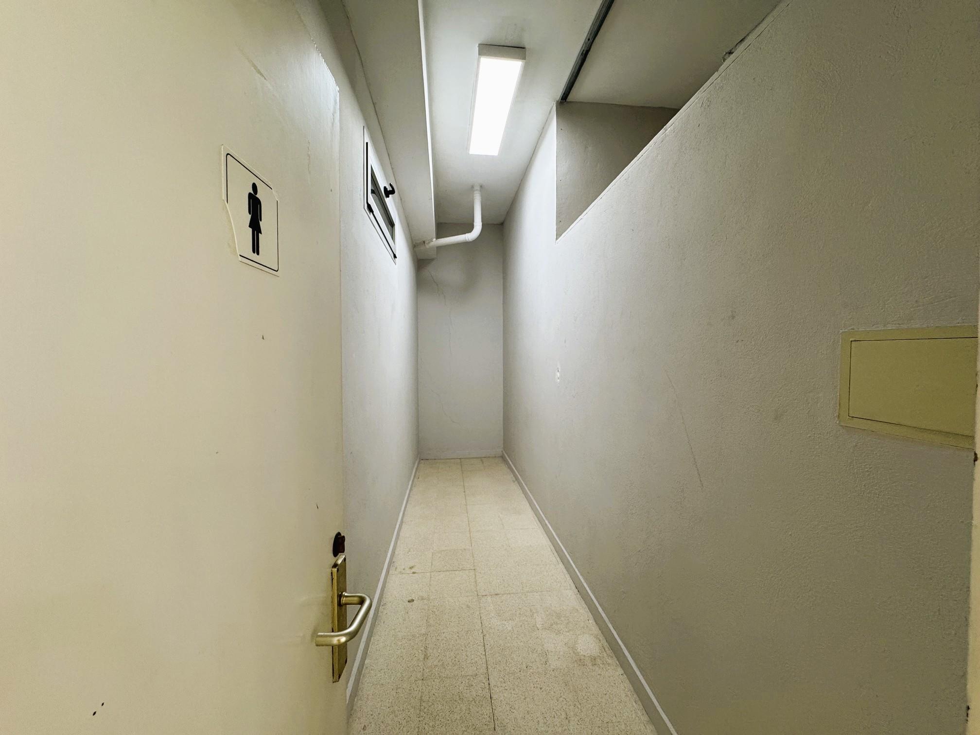 Imagen 3 Local Comercial en alquiler en Getxo / Villa de Plentzia. Getxo.