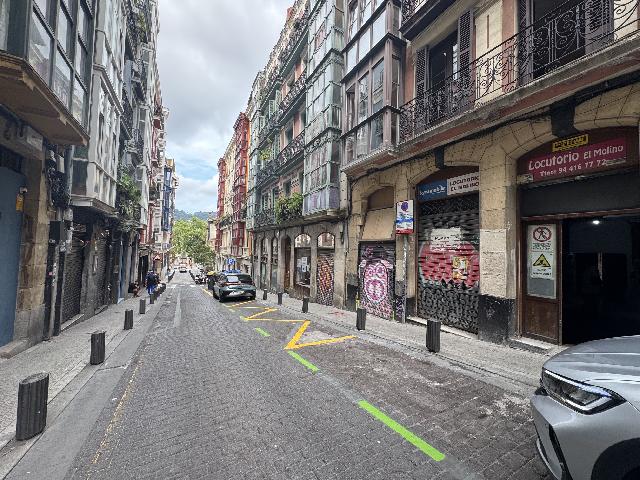 Imagen 8 Inmueble 304758 - Local Comercial en alquiler en Bilbao / Calle Hernani. Bilbao.