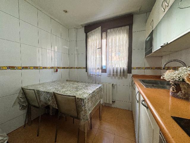 Imagen 5 Inmueble 304971 - Piso en venta en Getxo / Calle Jata. Andra Mari. Getxo.