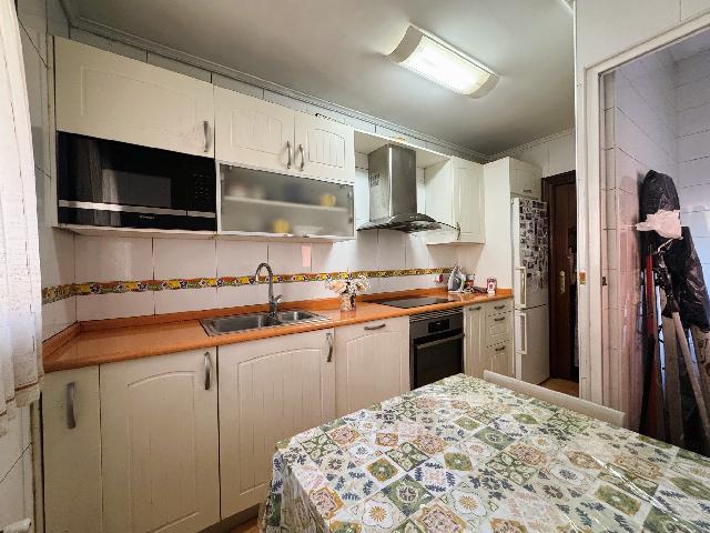 Imagen 4 Inmueble 304971 - Piso en venta en Getxo / Calle Jata. Andra Mari. Getxo.