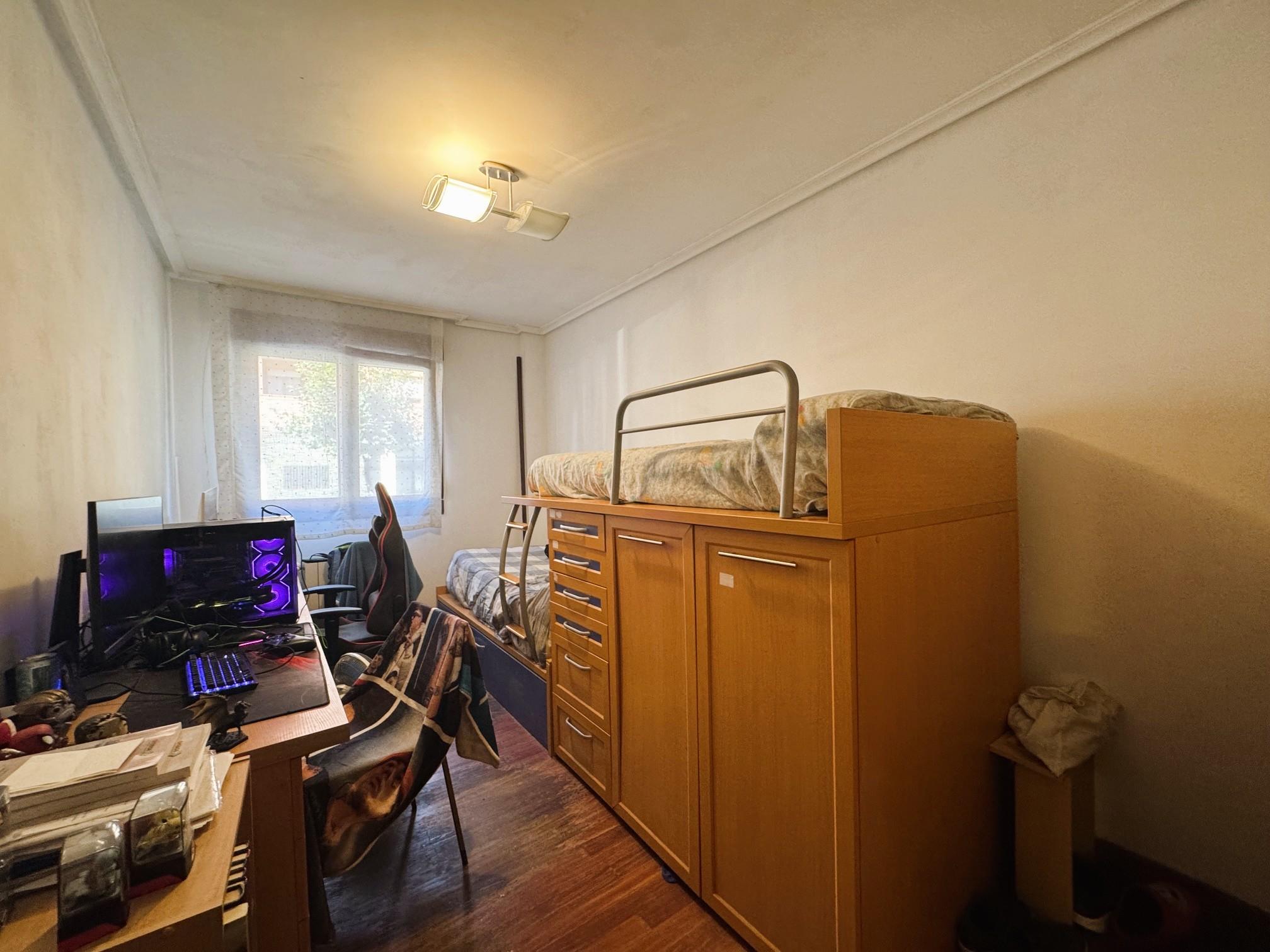 Imagen 17 Piso en venta en Getxo / Calle Jata. Andra Mari. Getxo.