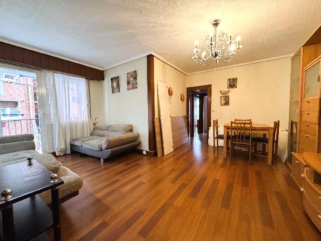 Imagen 5 Inmueble 305107 - Piso en venta en Bilbao / San Ignacio. Bilbao.