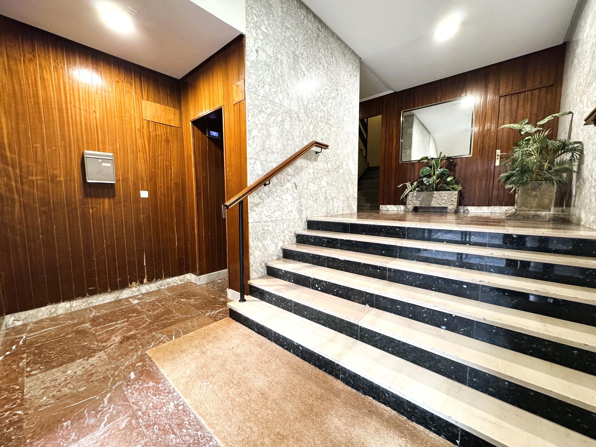 Imagen 30 Piso en venta en Bilbao / San Ignacio. Bilbao.