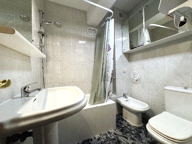 Imagen 22 Inmueble 305107 - Piso en venta en Bilbao / San Ignacio. Bilbao.