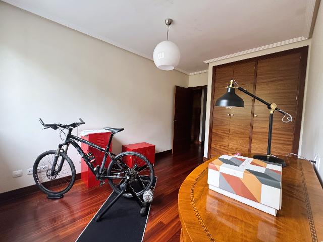 Imagen 21 Inmueble 305533 - Piso en venta en Maruri-jatabe / Maruri junto a las piscinas y el polideportivo