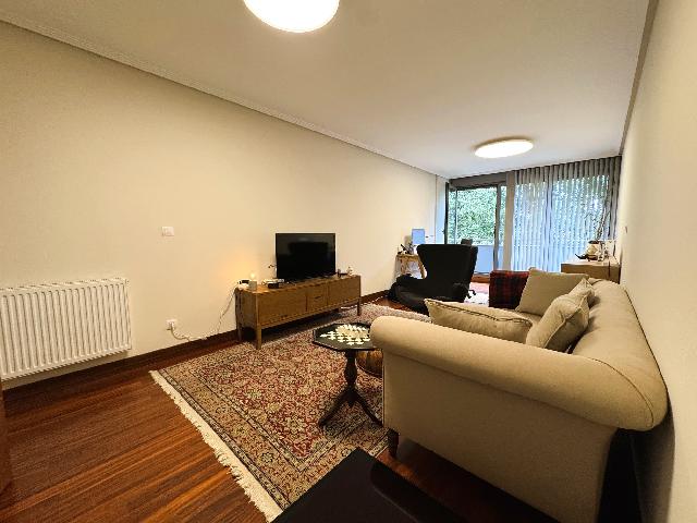 Imagen 4 Inmueble 305533 - Piso en venta en Maruri-jatabe / Maruri junto a las piscinas y el polideportivo
