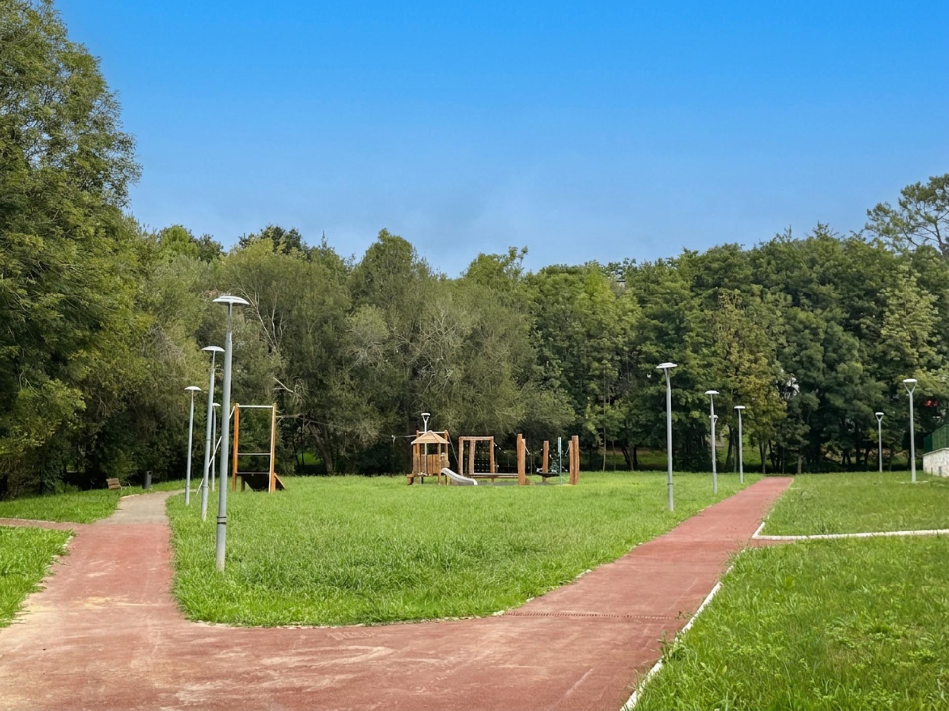 Imagen 29 Piso en venta en Maruri-jatabe / Maruri junto a las piscinas y el polideportivo