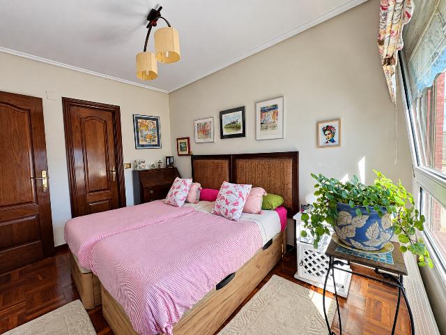 Imagen 15 Inmueble 305665 - Piso en venta en Getxo / Calle Bizkerre. Algorta. Getxo.