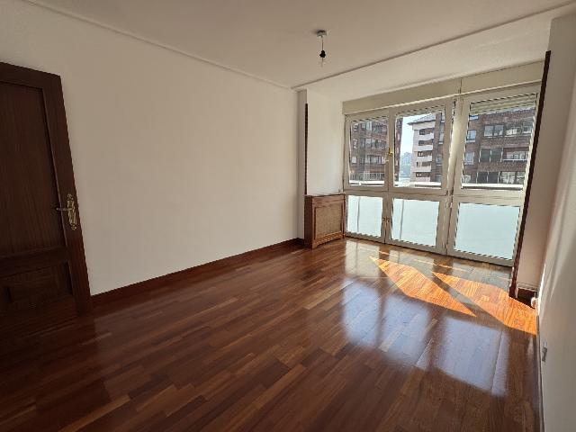 Imagen 5 Inmueble 305852 - Piso en venta en Getxo / Santa Ana. Las Arenas. Getxo.