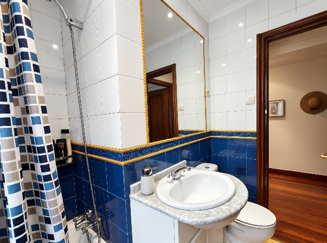 Imagen 14 Inmueble 305853 - Piso en venta en Getxo / Calle Los Puentes. Romo. getxo.