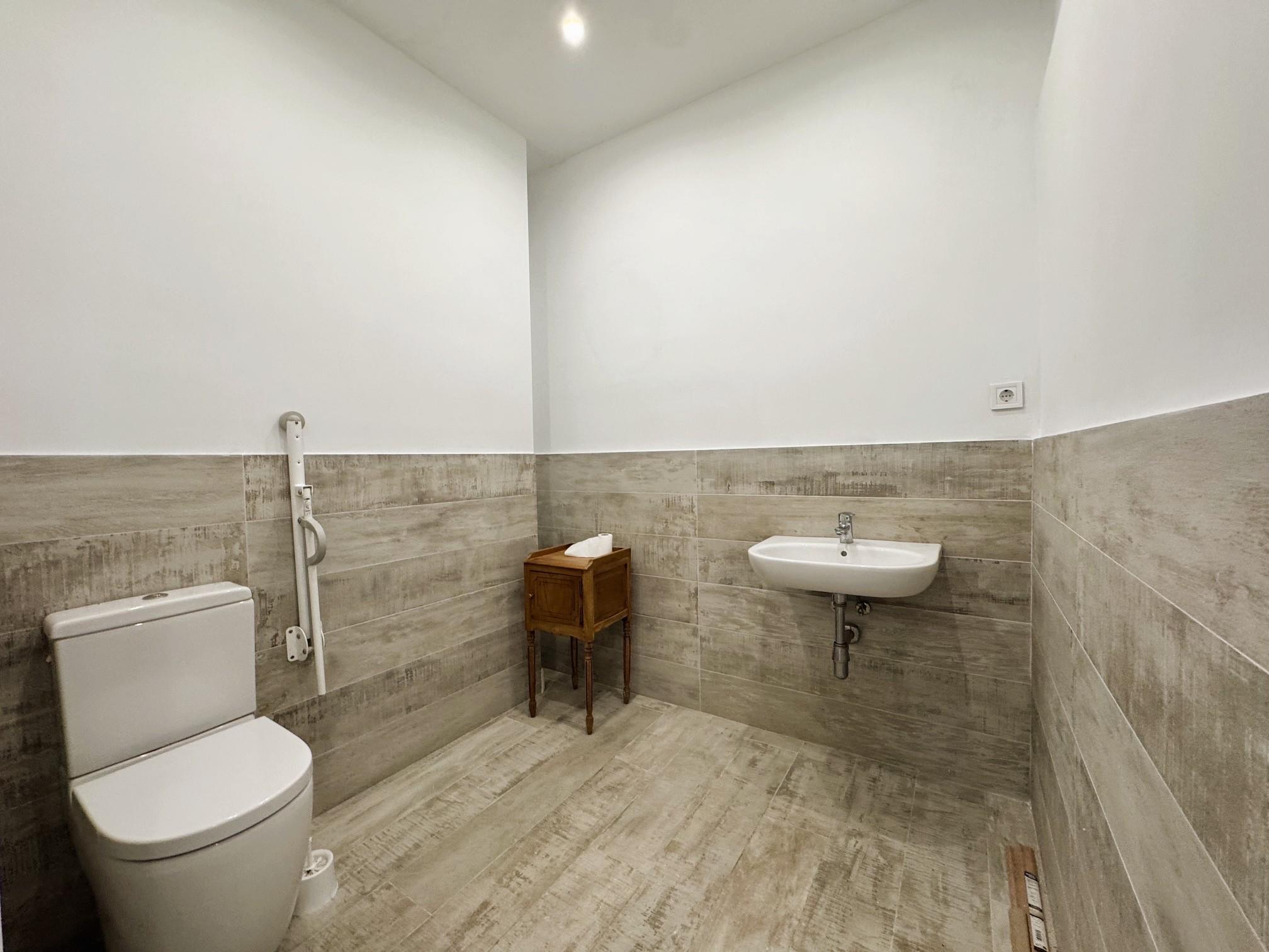 Imagen 6 Local Comercial en alquiler en Getxo / Calle Ibaigane. las Arenas. Getxo