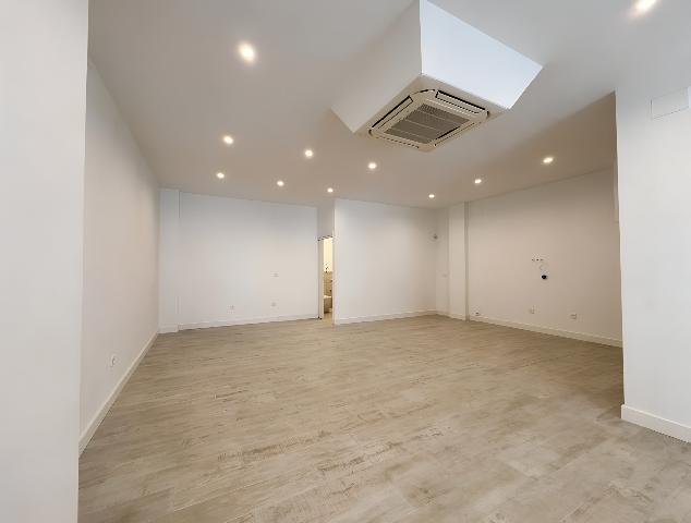 Imagen 2 Inmueble 305996 - Local Comercial en alquiler en Getxo / Calle Ibaigane. las Arenas. Getxo