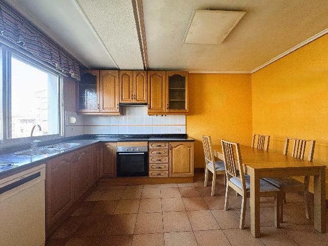 Imagen 3 Inmueble 306566 - Piso en venta en Leioa / Avenida Amaia. Romo