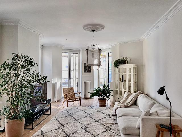 Imagen 1 Inmueble 284123 - Piso en venta en Donostia-San Sebastián / Calle Larramendi, centro