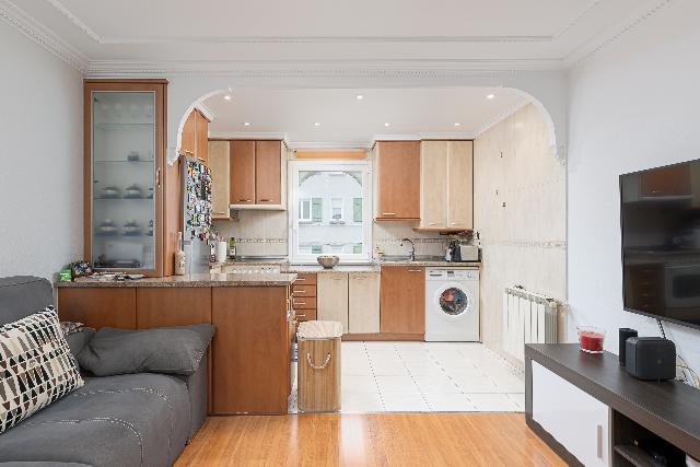 Imagen 2 Inmueble 296766 - Piso en venta en Donostia-San Sebastián / Barrio de Egia, Donostia