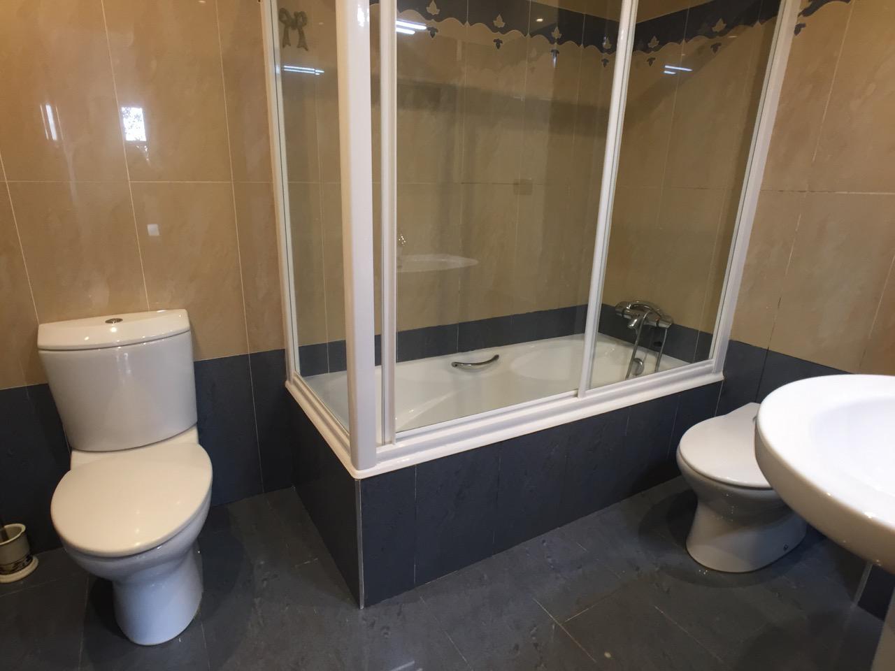 Imagen 14 Casa Pareada en venta en Donostia-San Sebastián / Barrio de Egia, Donostia